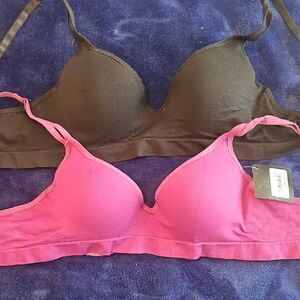 Elegant Black and Pink Women's Bra Set